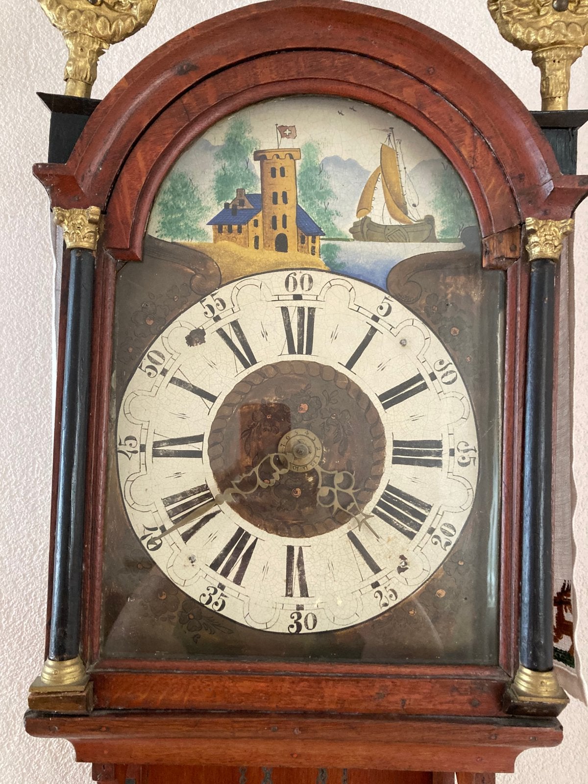 Antieke Friese staartklok, Ophalen
