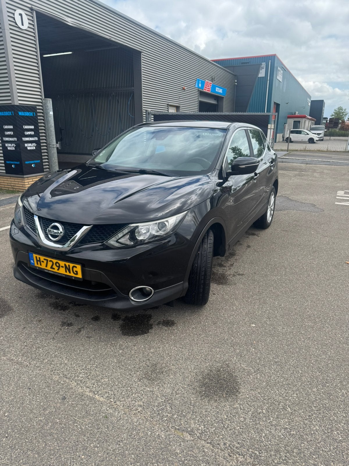 Nissan Qashqai 1.2 DIG-T–Zeer nette en goed onderhouden auto, Voorwielaandrijving, 4 cilinders, Zwart, 1200 kg