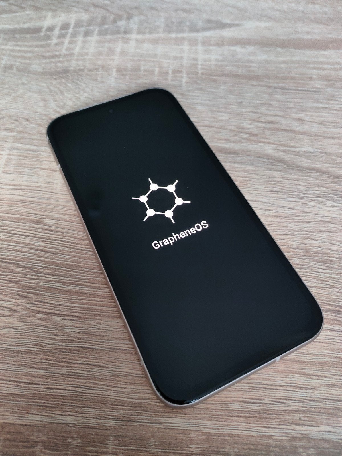Foto 4 van Google Pixel 9 Pro 256GB with GrapheneOS or Android