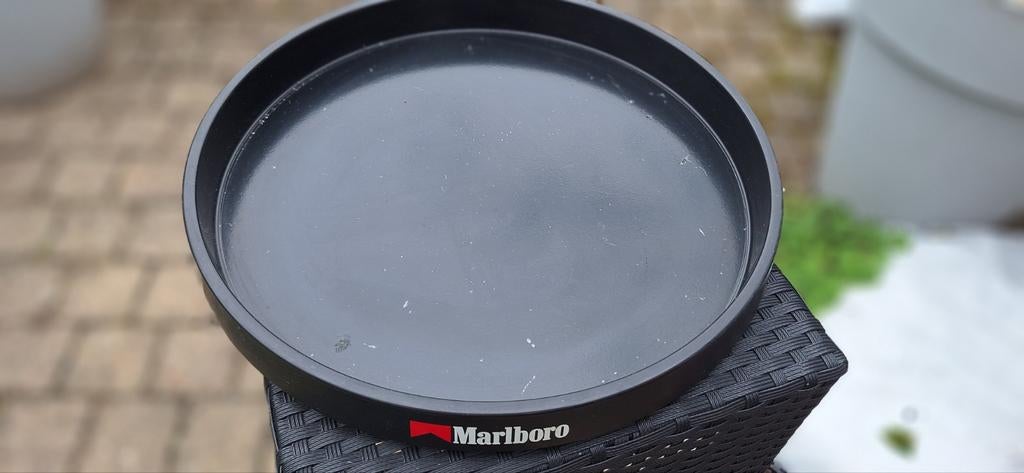 Marlboro dienblad (291024), Verzamelen, Rookartikelen, Aanstekers en Luciferdoosjes, Gebruikt, ., Ophalen of Verzenden, .