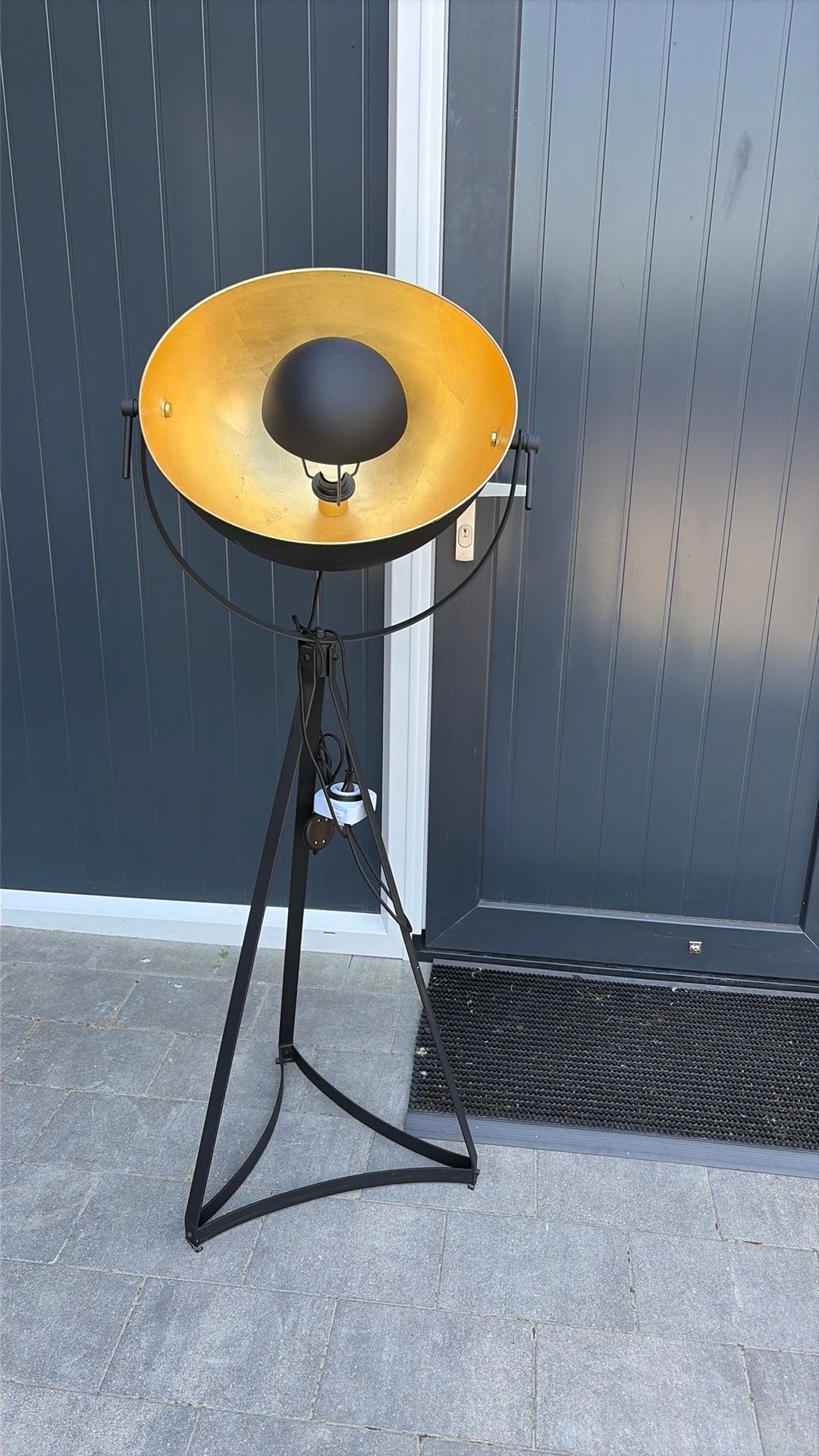 Mooie vloerlamp goud met zwart, Huis en Inrichting, Lampen | Vloerlampen, Ophalen, Nieuw, 100 tot 150 cm