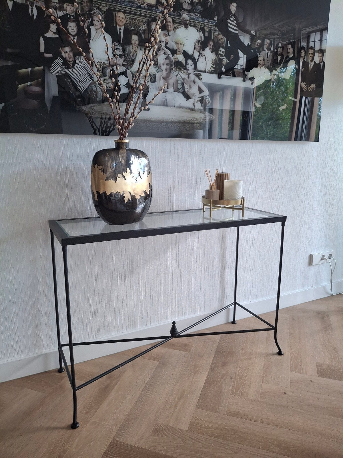 Sidetable glas met metalen frame, Huis en Inrichting, Ophalen, Modern, Industrieel, Minder dan 50 cm, Zo goed als nieuw