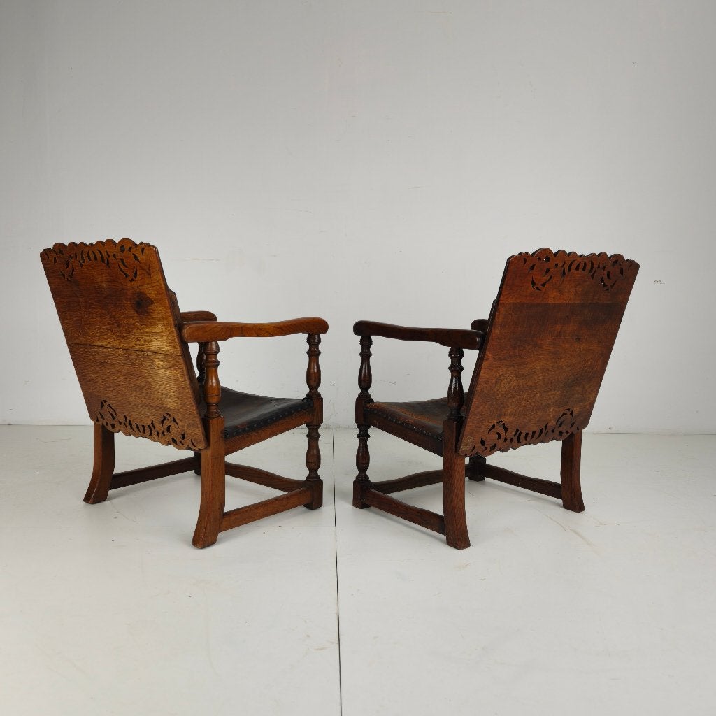 2 Engelse Jacobeaanse monkstoelen / tafels – F. Parker, Ophalen of Verzenden
