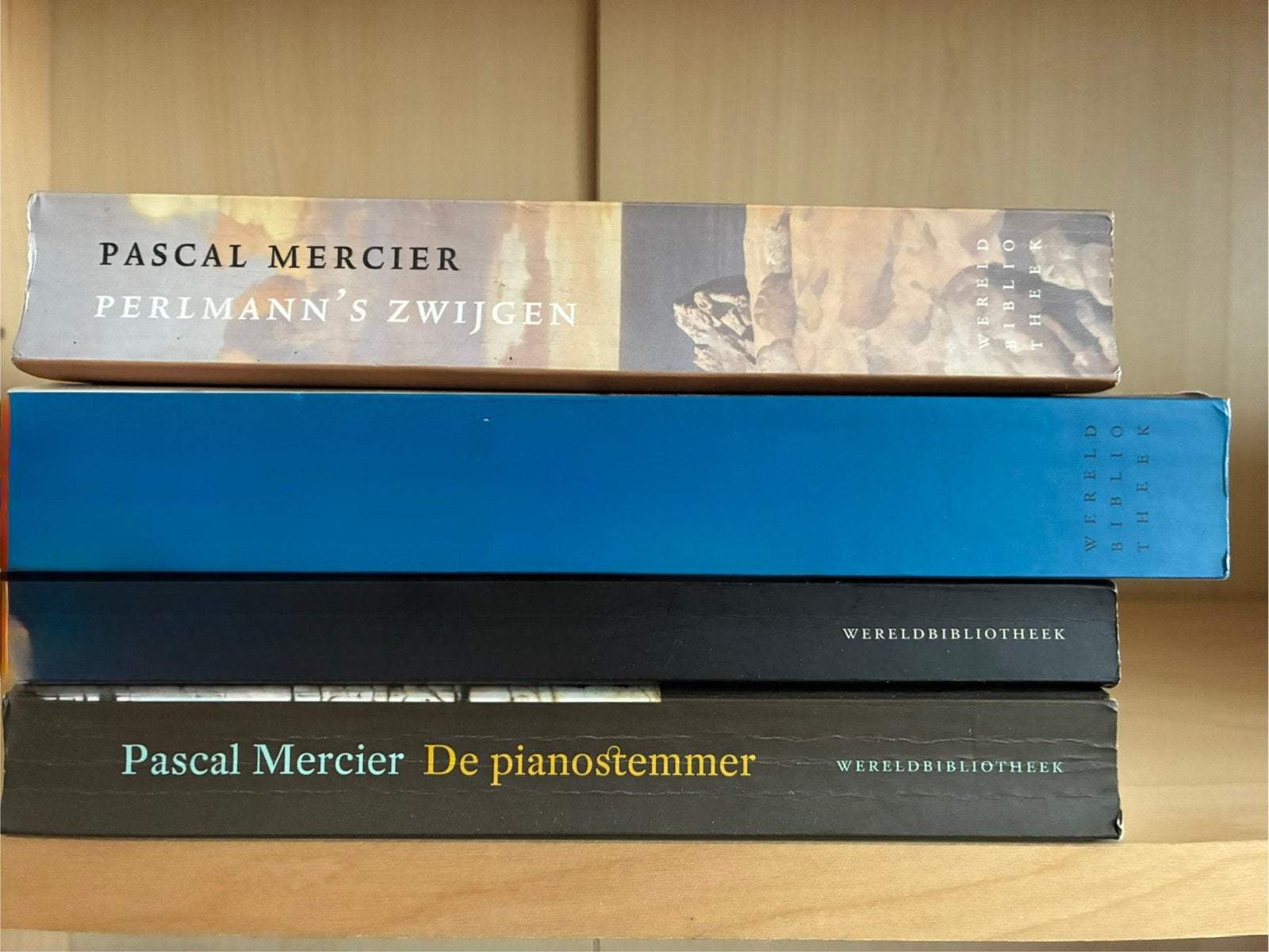 Pascal Mercier (2x), Ophalen of Verzenden, Zo goed als nieuw