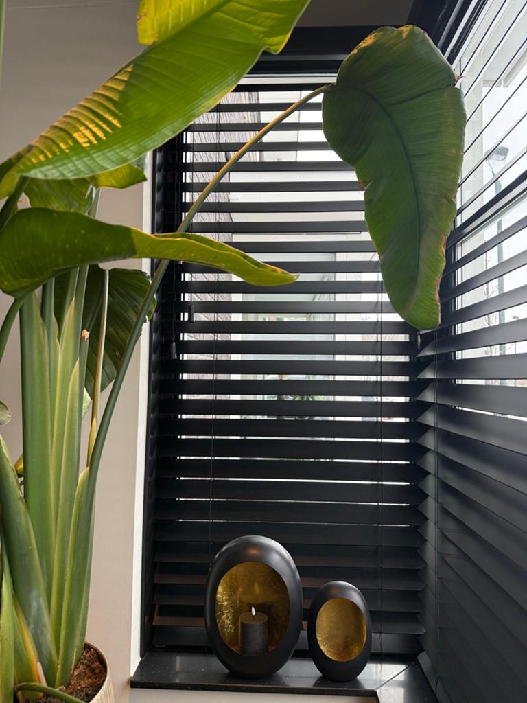 Houten jaloezie zwart, Huis en Inrichting, Ophalen of Verzenden, Zo goed als nieuw, Zwart