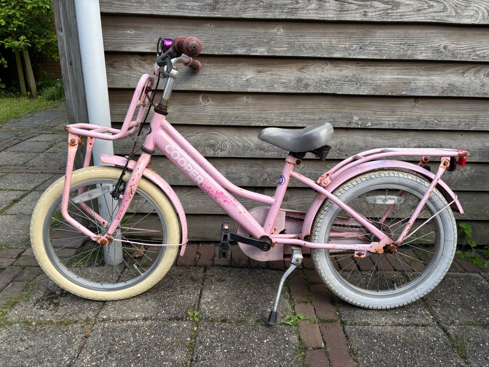 Roze kinderfiets Cooper 18 inch met voordrager, Ophalen, Gebruikt, Terugtraprem, 16 tot 20 inch