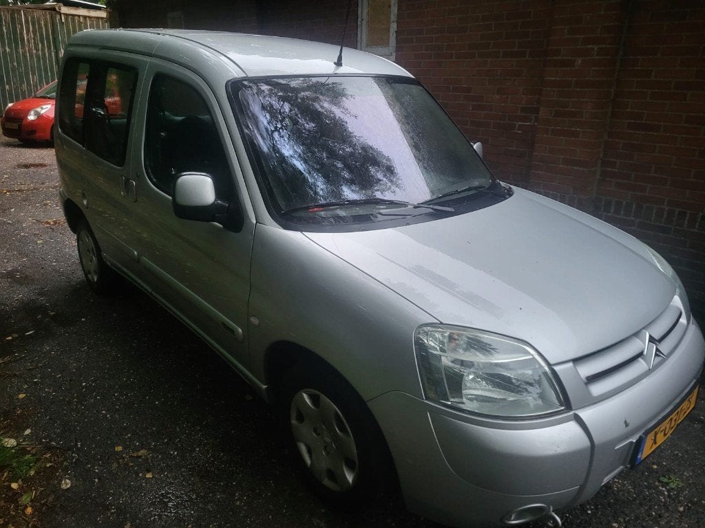Citroën Berlingo 1.4 I 2005 Grijs, Auto's, 4 cilinders, 14 km/l, Berlingo, Handgeschakeld
