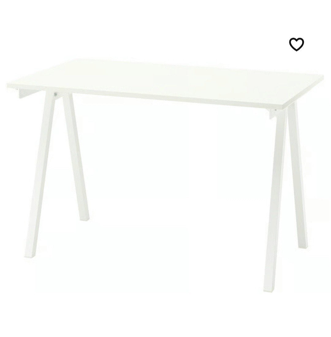 IKEA LINNMON / ADILS Bureau - Wit Te koop, Ophalen, Zo goed als nieuw