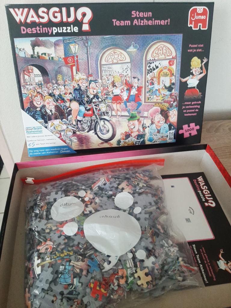 Wasgij Destinypuzzle - Steun Team Alzheimer 1000 st., Ophalen of Verzenden, 500 t/m 1500 stukjes, Gebruikt, Legpuzzel