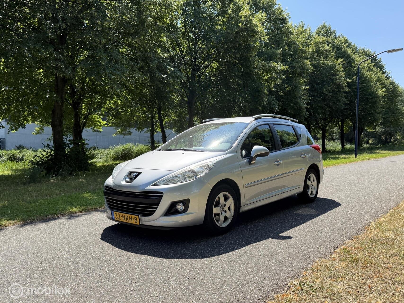 Peugeot 207 SW 1.4 VTi Style*ONDERHOUDEN*APK 2/27*AIRCO*CRUI, Voorwielaandrijving, Euro 5, Stof, Gebruikt