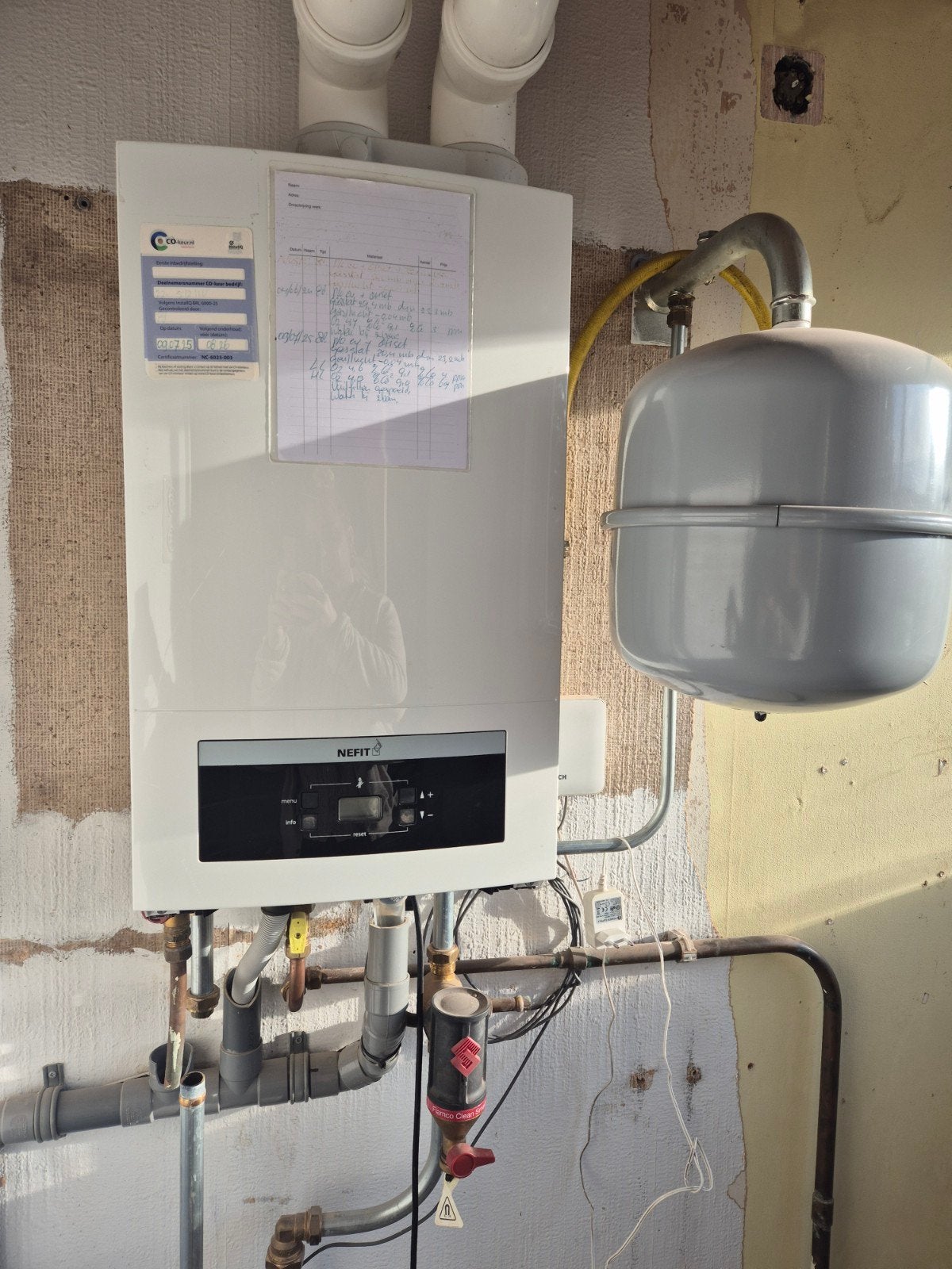 Nefit ProLine NxT HRC 30/CW5 CV-ketel + Bosch thermostaat, Minder dan 20 liter, Ophalen, Geiser, Minder dan 3 jaar oud