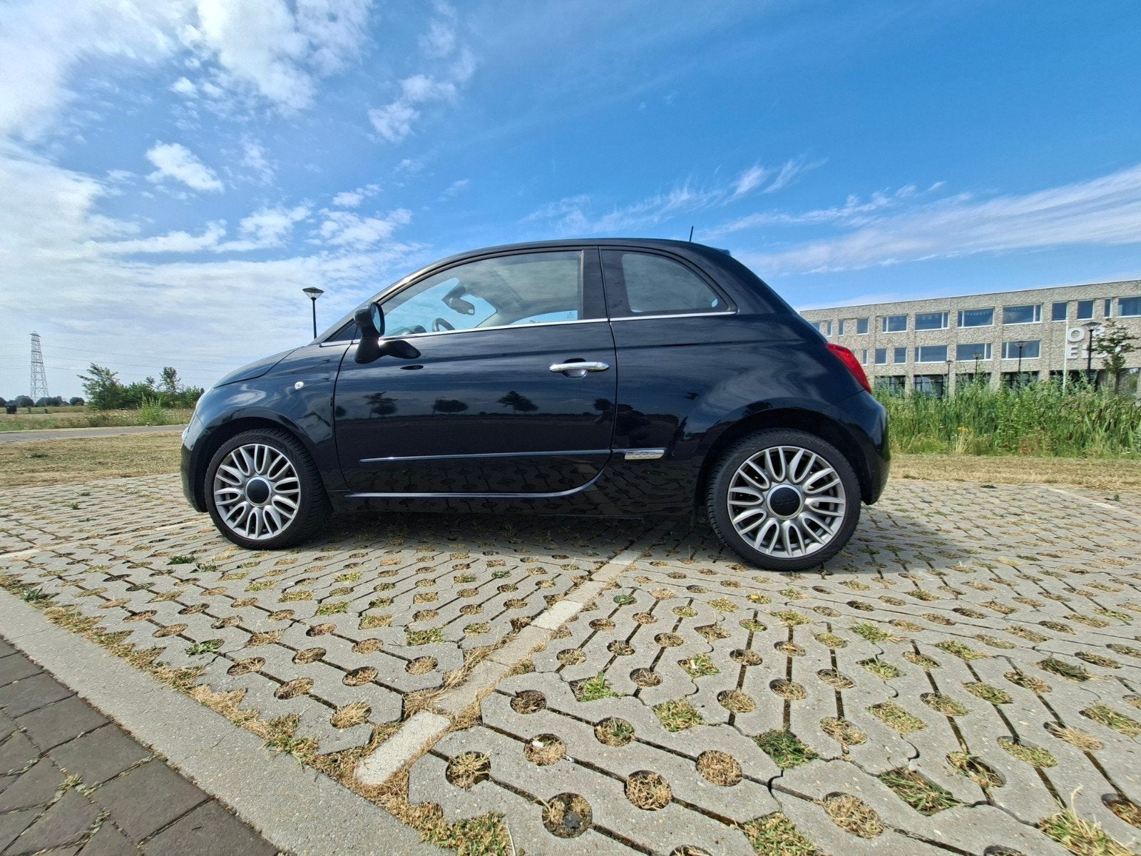 Fiat 500 Twinair Turbo 80pk 2015 Zwart, Voorwielaandrijving, Stof, 31 €/maand, Origineel Nederlands