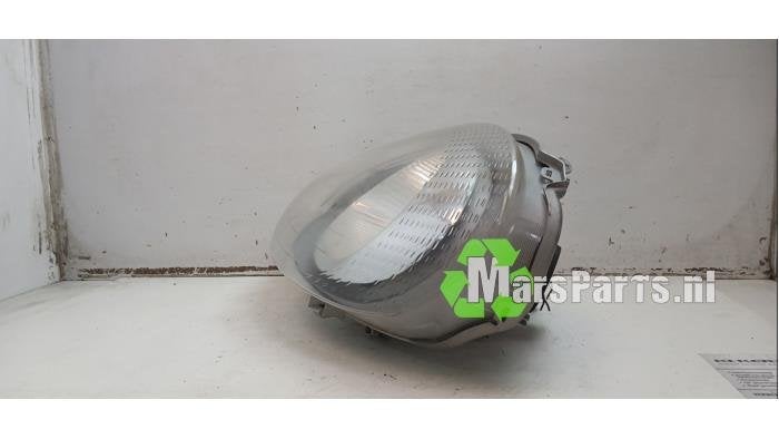 Koplamp links van een Opel Vivaro, Gebruikt, -, -, Opel