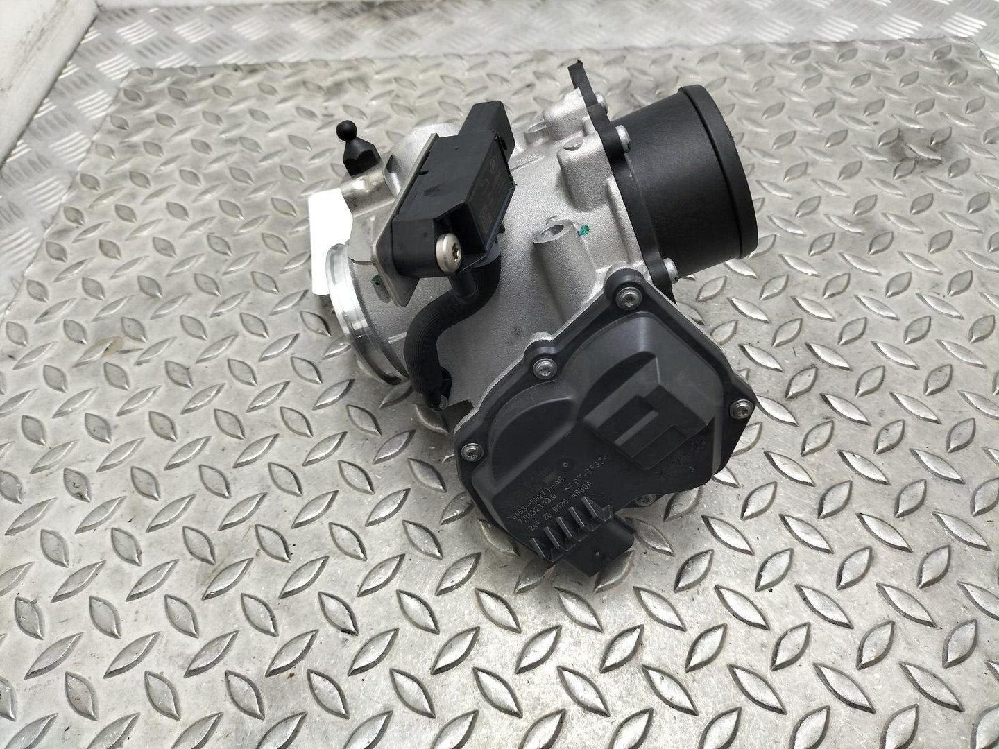LANDROVER DEFENDER 90/110/130 SERIES EGR KLEP / KOELER 2020, Ophalen of Verzenden, Gebruikt, Stiba lid