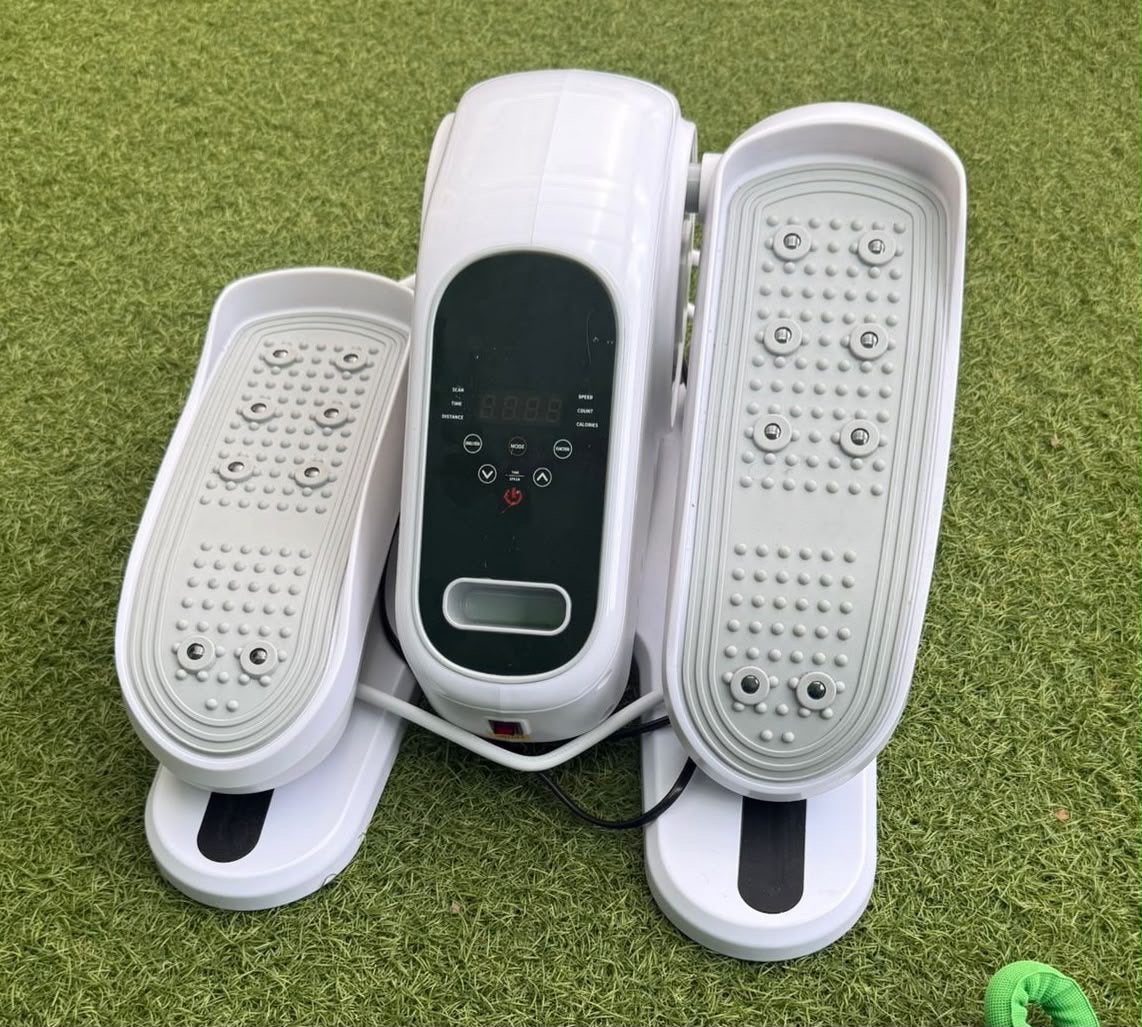 Compacte Hometrainer / Stepapparaat - Ideaal voor Thuis, Ophalen, Kunststof, Stepapparaat, Zo goed als nieuw