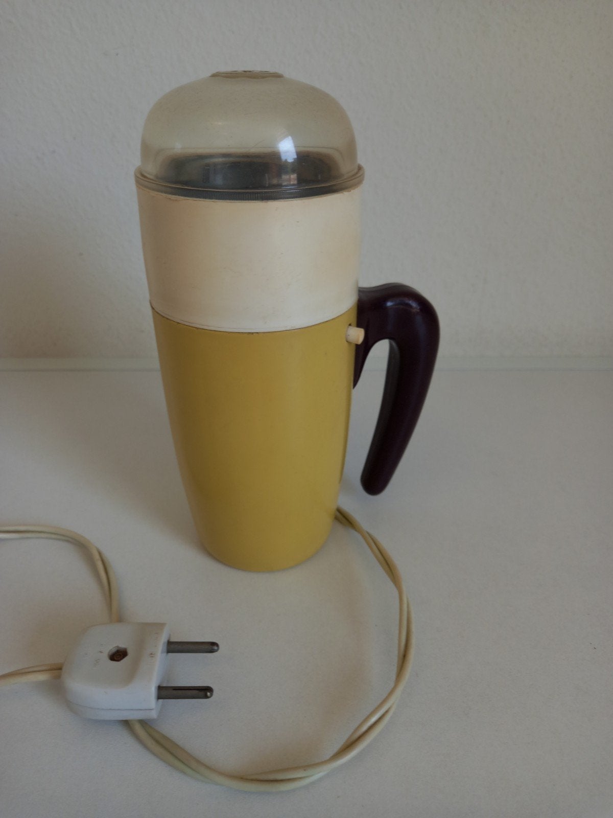 Vintage DE electrische koffiemolen. Geel/wit/donkerbruin, Ophalen of Verzenden, Huis en Inrichting