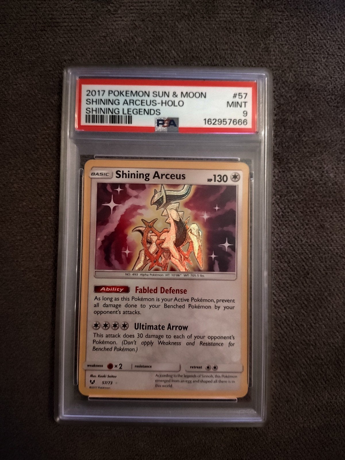 PSA 9 MINT Shining Arceus Holo - Pokémon Sun & Moon, Ophalen of Verzenden, Zo goed als nieuw, Losse kaart, Foil