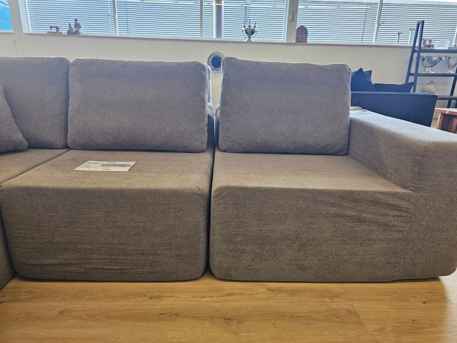 Vacuüm verpakte prisma hoekbank, Ophalen, Wit, Home Friesland, Info@homefriesland.nl