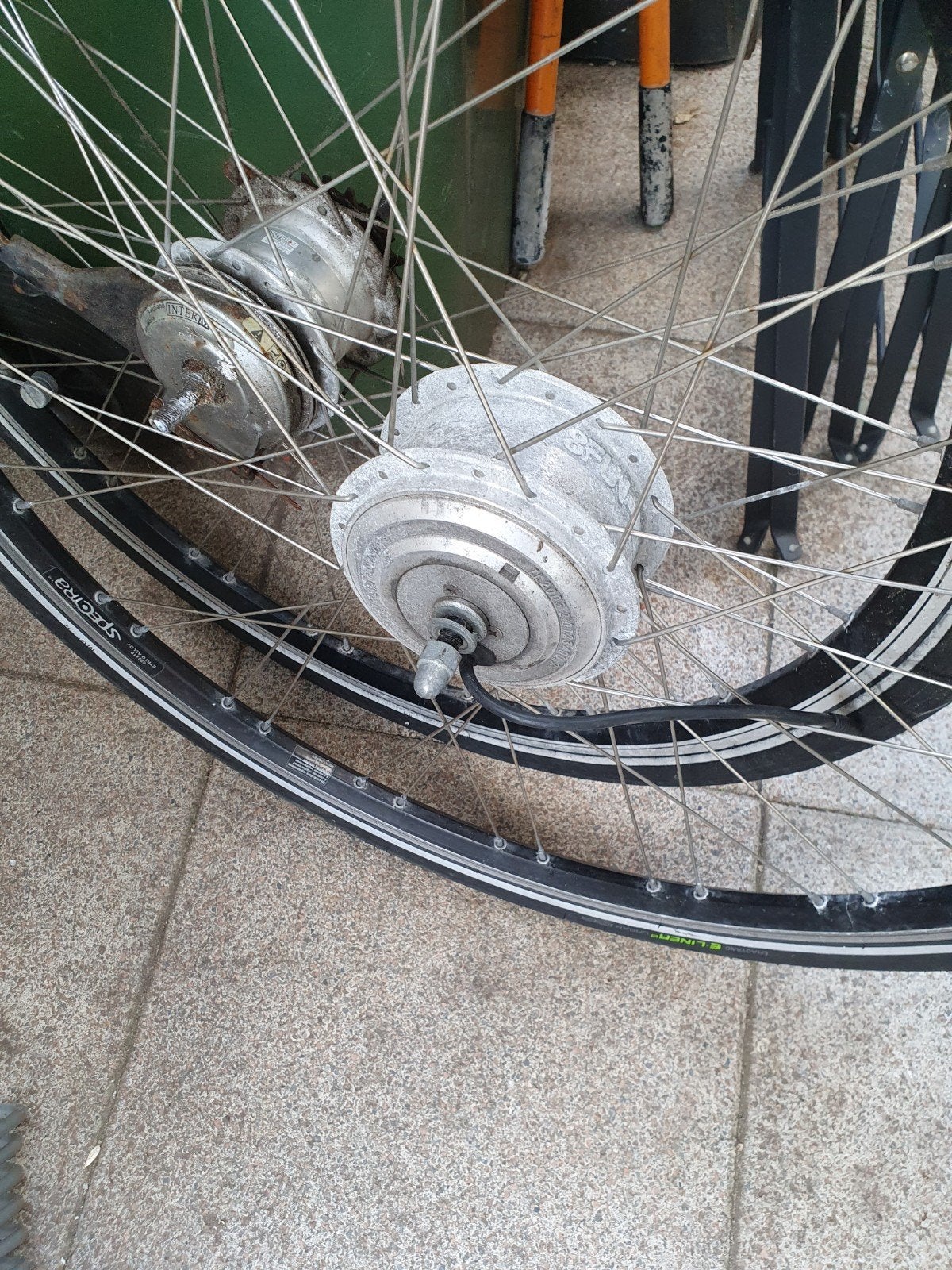 Peugeot voorwiel met motor, Ophalen of Verzenden, Motor