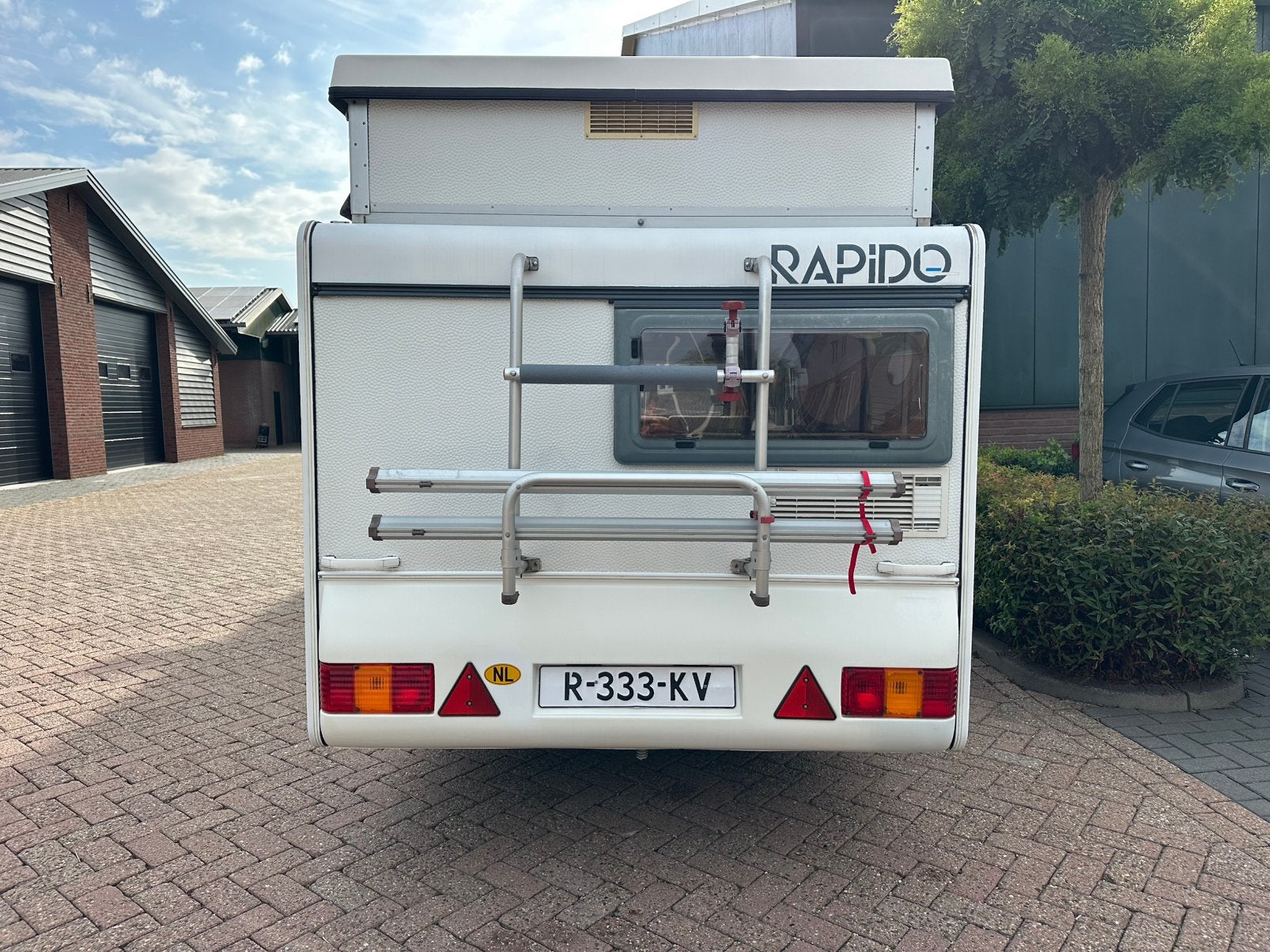 Rapido Club 31DL: past in garagebox, o.a. nwe banden, remmen, Tot en met 2, Treinzit, 2 aparte bedden, Schokbreker