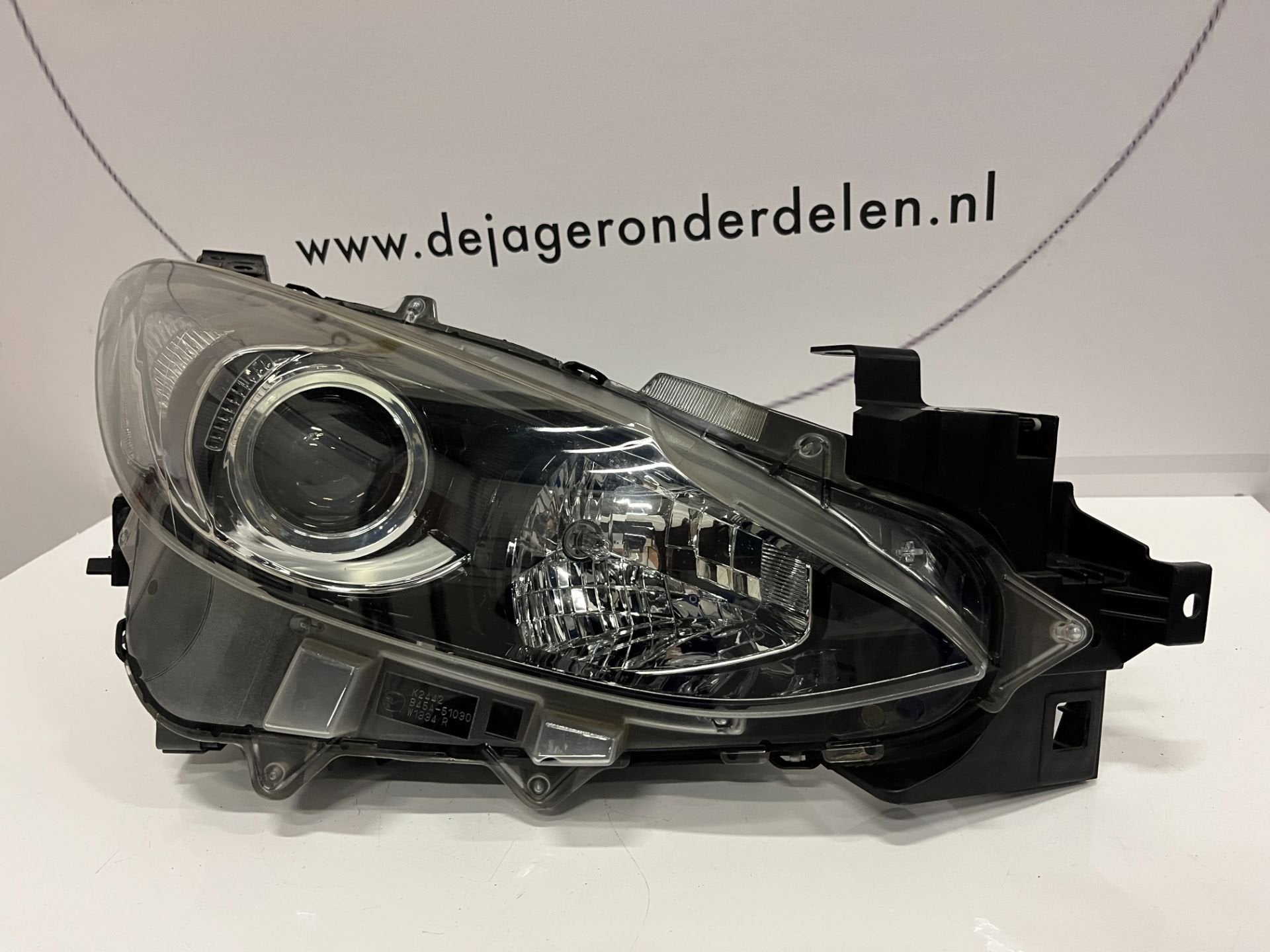 MAZDA 3 KOPLAMP RECHTS BHR151030 2011 - 2015, Gebruikt, Shinchi, Fuchu-Cho 3-1
730-8670  Hiroshima, Mazda Motor Corporation, Info@mazda.co.jp