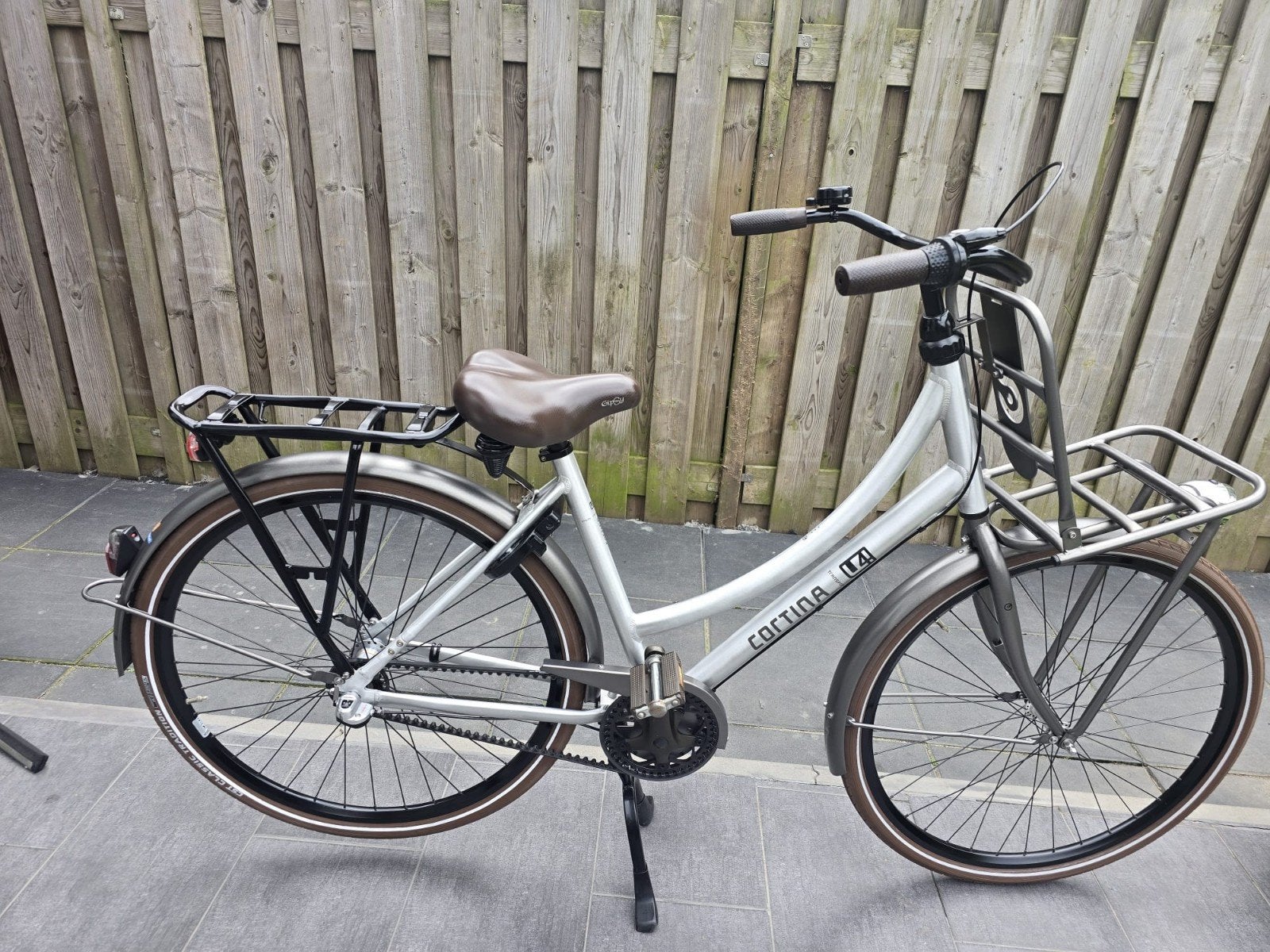 Cortina U4 belt aandrijving, Fietsen en Brommers, Fietsen | Dames | Damesfietsen, Versnellingen, Zo goed als nieuw, 50 tot 53 cm