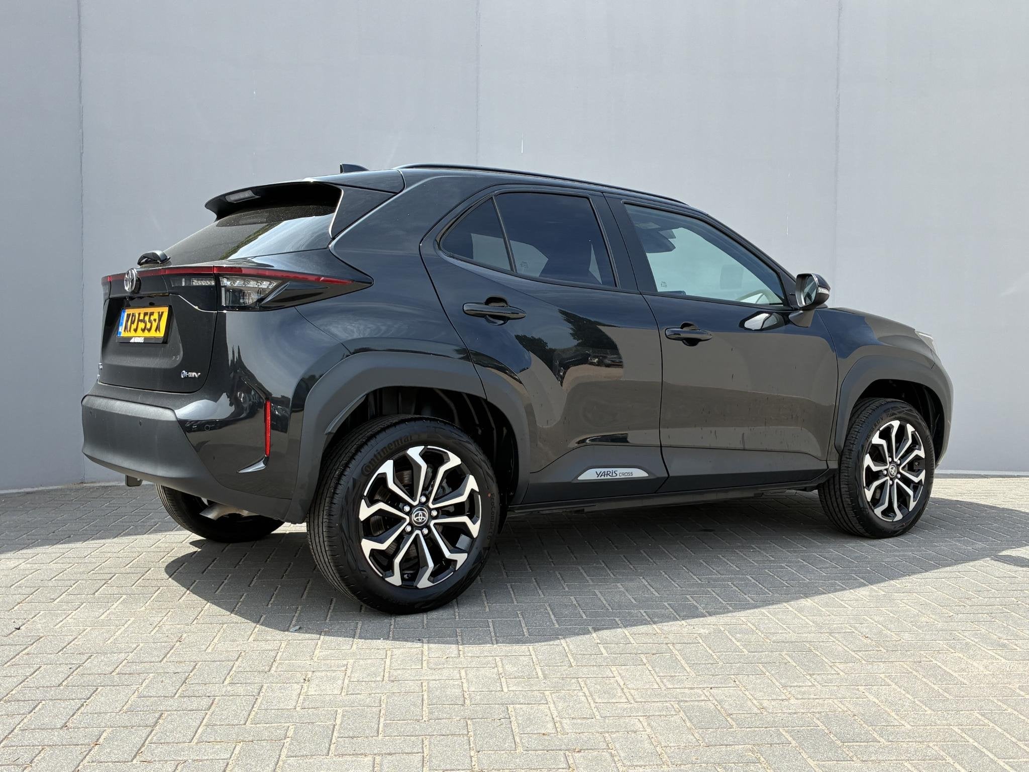 Toyota Yaris Cross 1.5 Hybrid 115 Dynamic / Dealer Onderhoud, Auto's, Stof, Gebruikt, 1165 kg, 116 pk