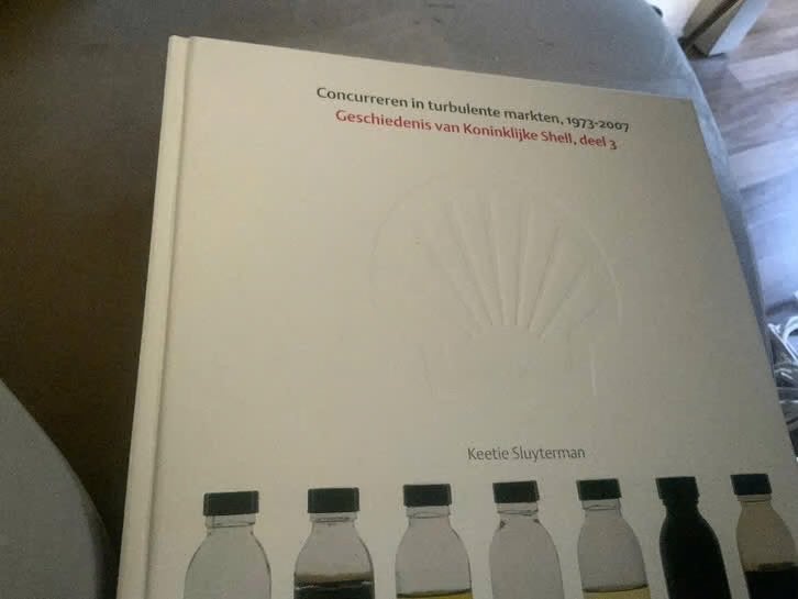 Concurreren in turbulente markten, 1973-2007, Boeken, Gelezen, Keetie Sluyterman, Ophalen of Verzenden, Economie en Marketing