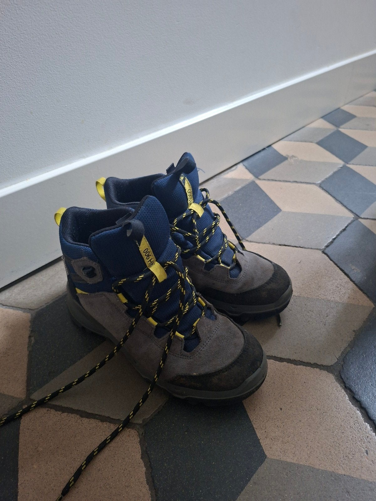 Wandelschoenen maat 35 - Blauw/Grijs, Kinderen en Baby's, Gebruikt, Quechua, Schoenen, Ophalen of Verzenden