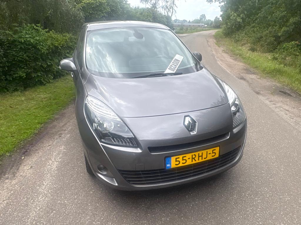 Foto 4 van Renault Grand Scenic 1.4 TCE 5P 2011 Grijs