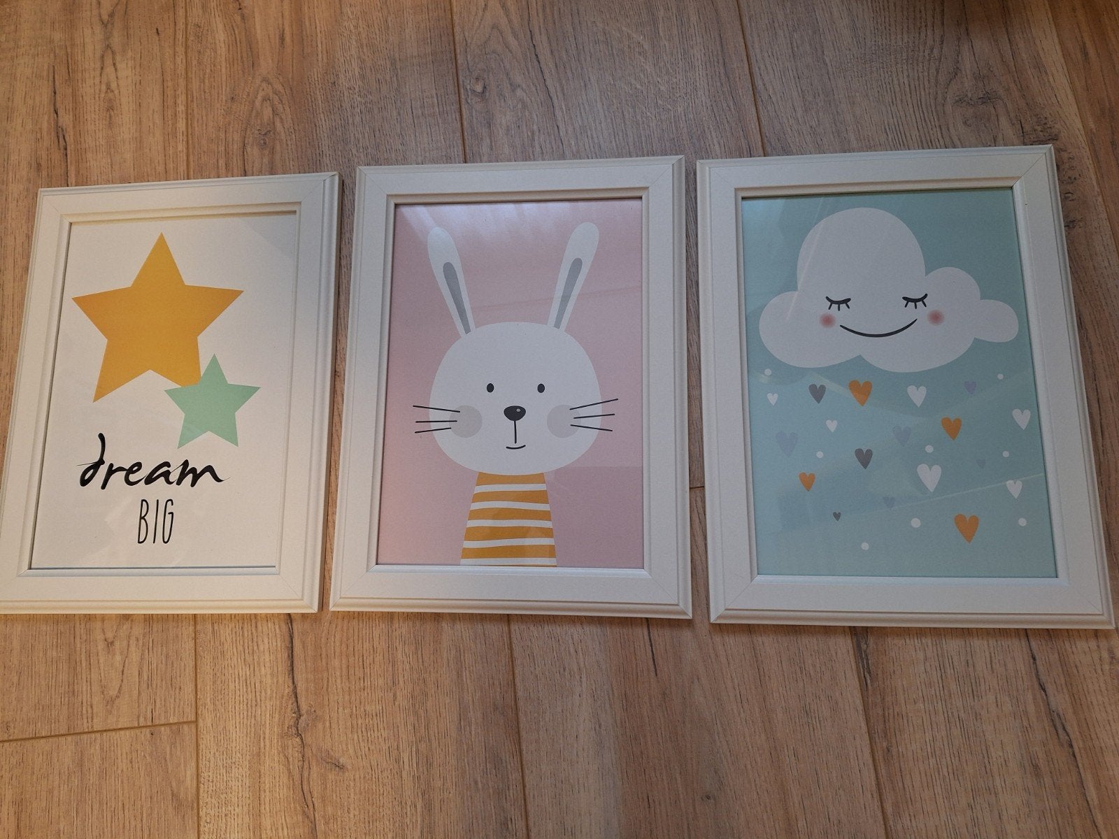 3 leuke schilderijen voor baby- of kinderkamer, Ophalen, Zo goed als nieuw, Wanddecoratie