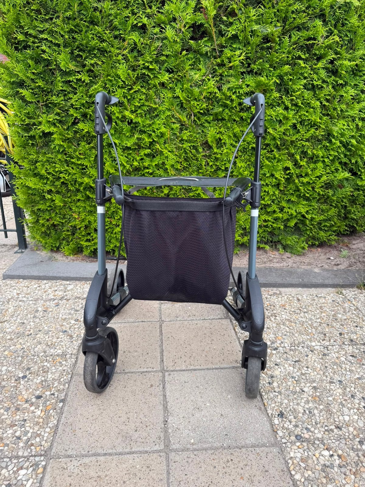 Topro Troja Rollator – Lichtgewicht en Opvouwbaar, Ophalen, Lichtgewicht, Gebruikt