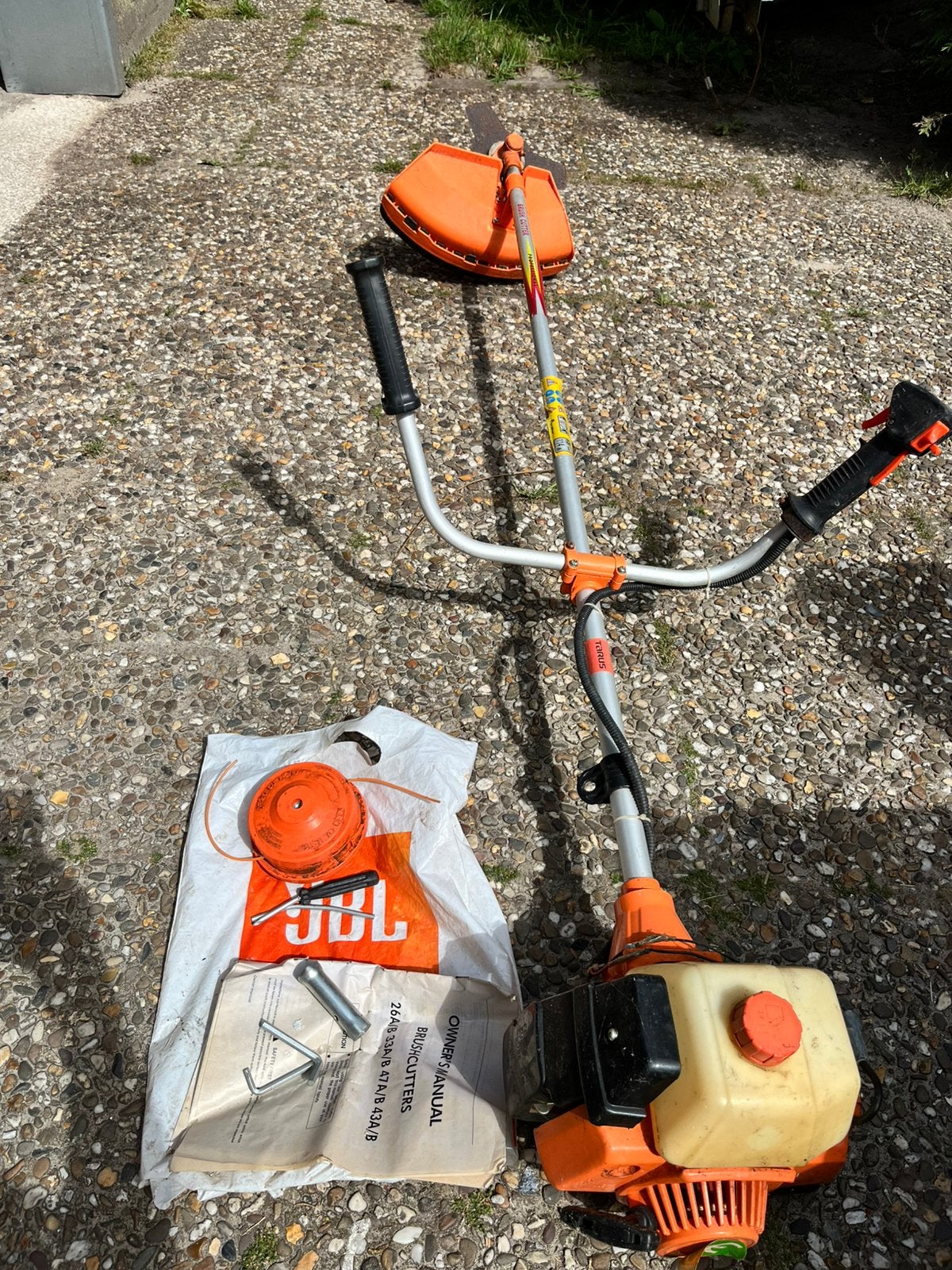 Te koop: Tarus bosmaaier, compleet, zie omschrijving, Tuin en Terras, Bosmaaiers, Ophalen, Gebruikt, 50 cm of meer, Benzine
