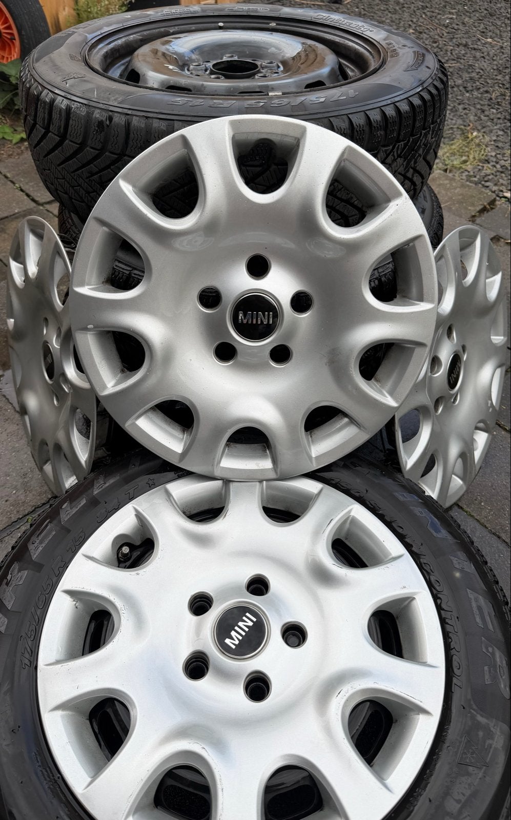 Pirelli winterbandenset voor Mini Cooper F56 met TMPS sensor, Ophalen, Gebruikt, 15 inch, 175 mm