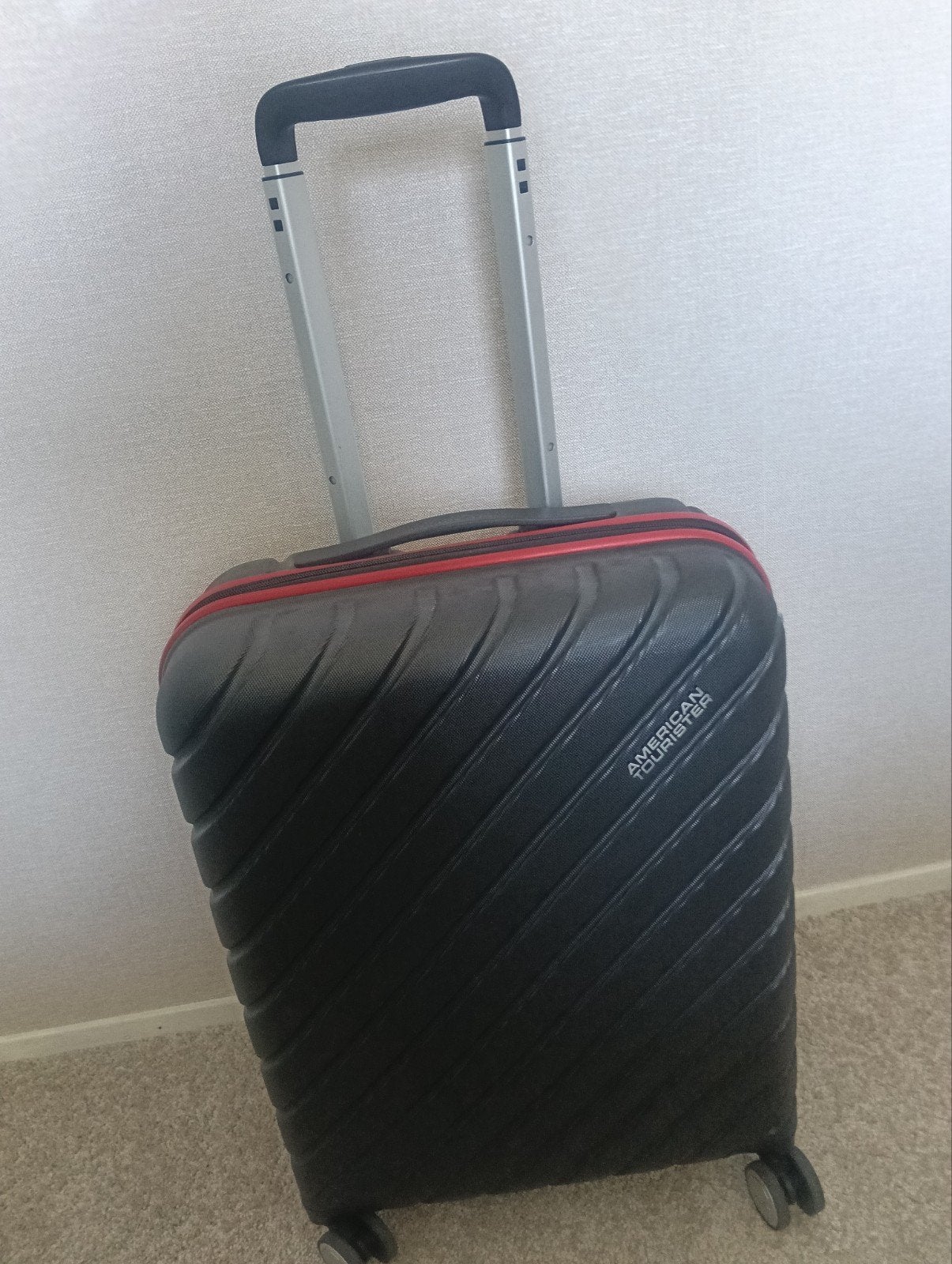 American Tourister spinner trolley koffer, Ophalen, Zo goed als nieuw, Hard kunststof, 70 cm of meer