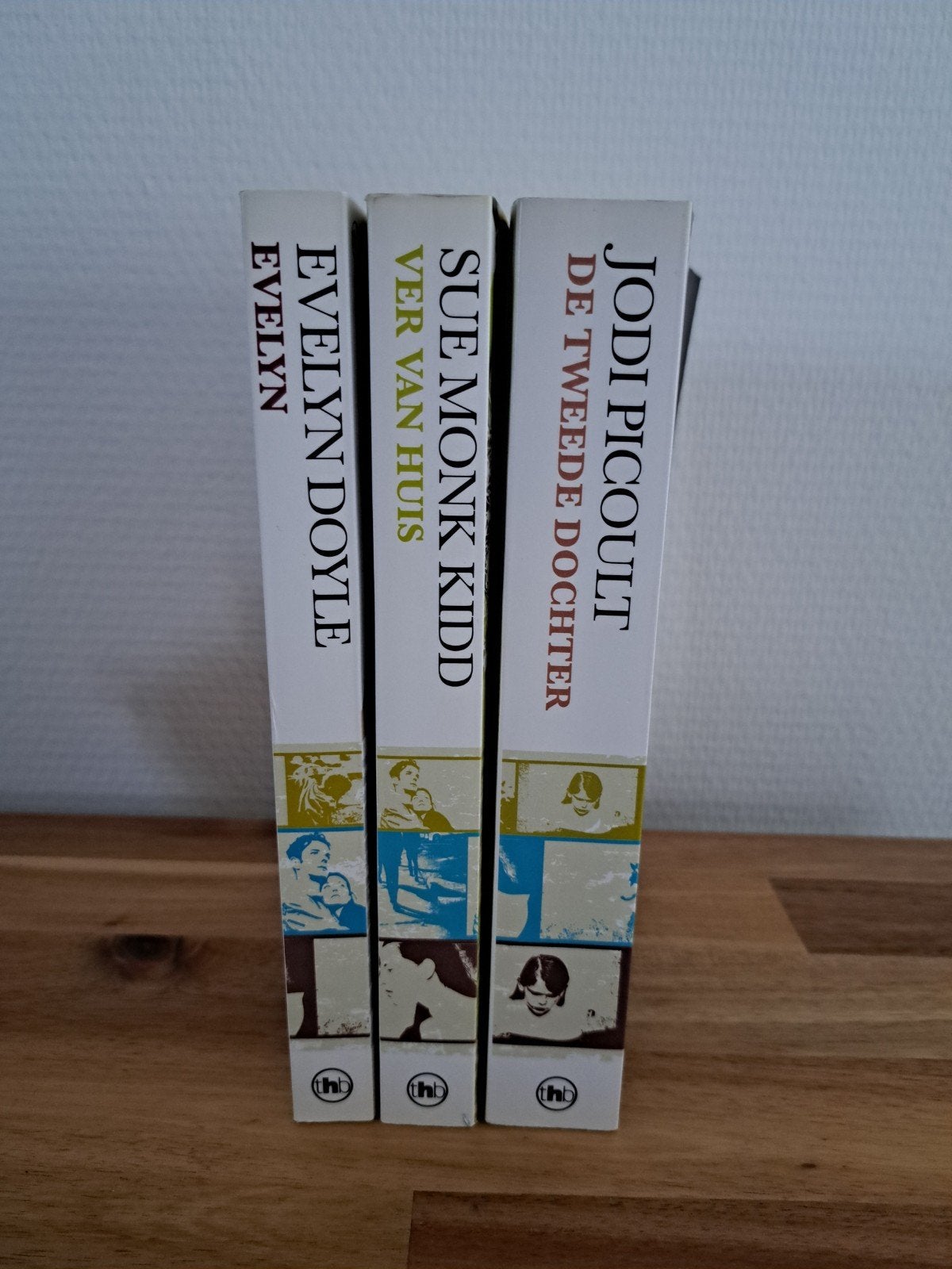 thb boeken: de tweede dochter - evelyn - ver van huis, Ophalen of Verzenden, Zo goed als nieuw, Overige onderwerpen