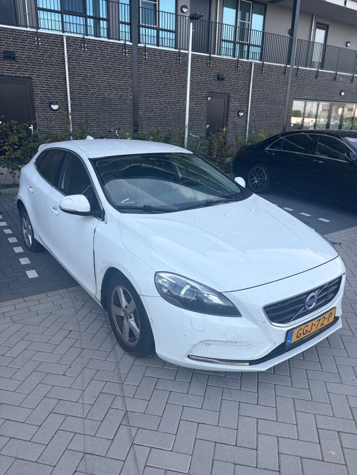 Volvo V40 D3 2.0 Geartronic 2012 Wit/AUT/LEDER/, 749 kg, 1984 cc, Wit, Leder