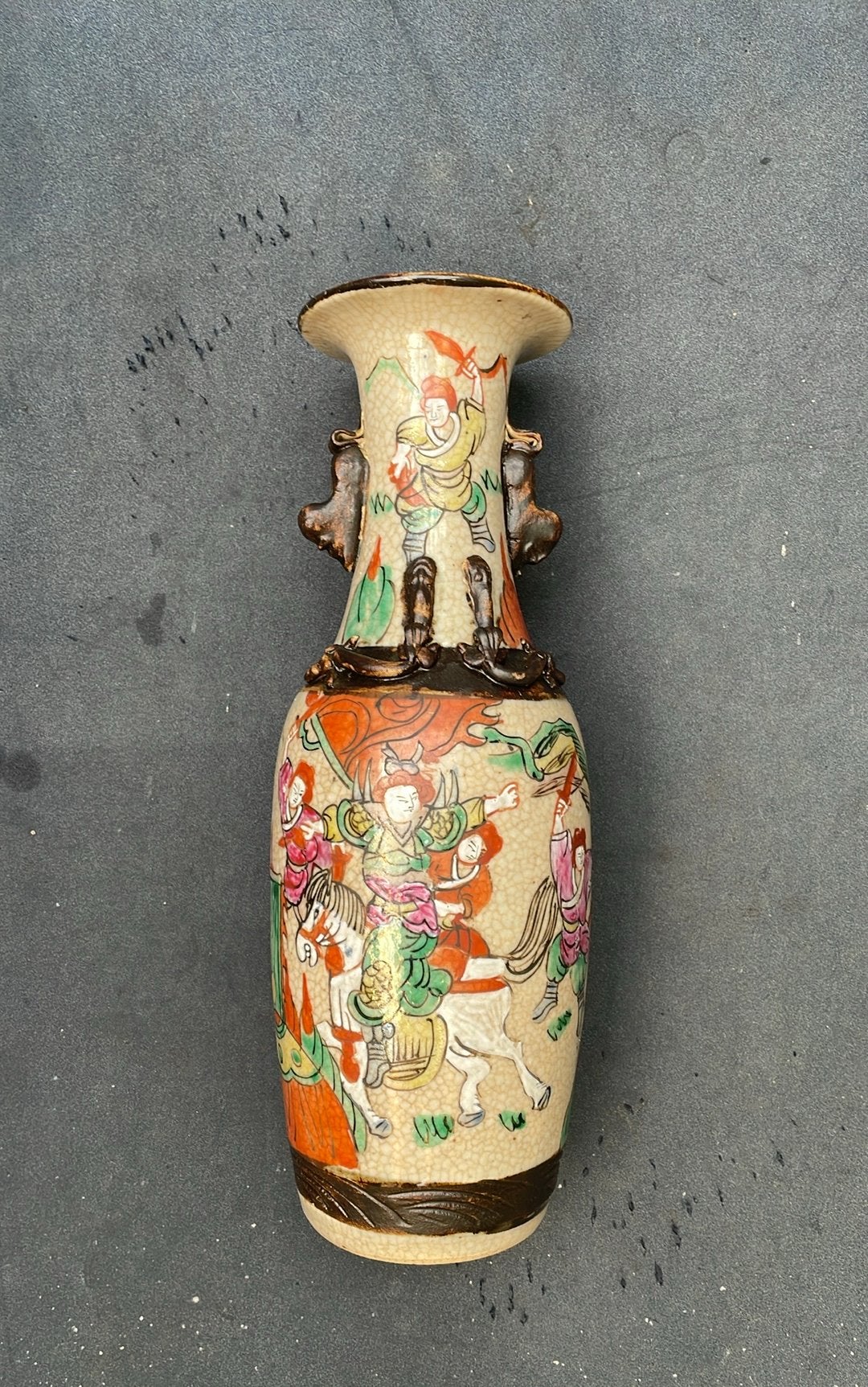 Chinese Nanking vaas periode 1900  30 cm hoog, Antiek en Kunst, Ophalen of Verzenden