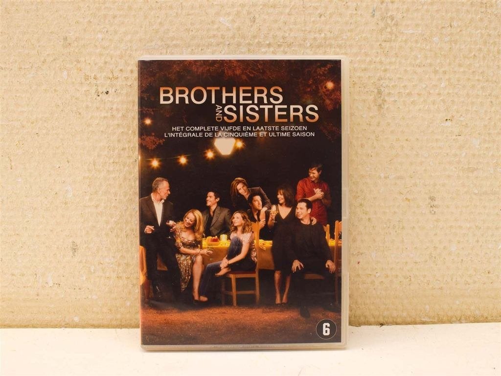 Brothers And Sisters het complete vijfde seizoen 52234, Cd's en Dvd's, Dvd's | Tv en Series, Alle leeftijden, Ophalen of Verzenden