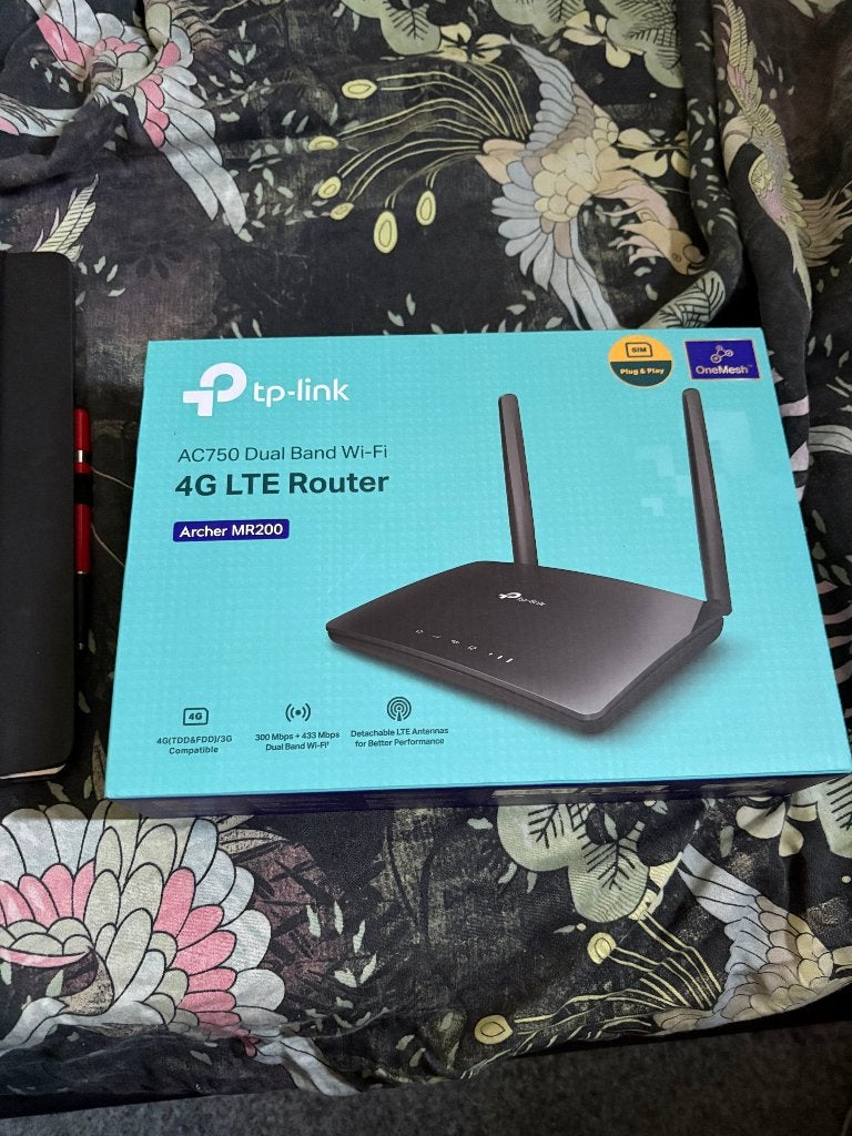ZGAN: AC750 Dual-Band WiFi 4G LTE Router (In Plastic!), Ophalen, Nieuw