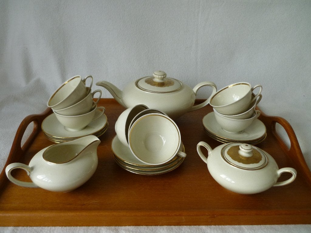 Vintage theeservies van Rossum thee servies, Ophalen of Verzenden, Zo goed als nieuw, Overige stijlen, Aardewerk