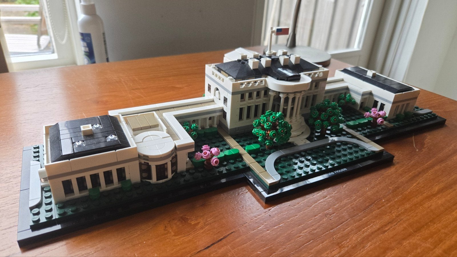 Lego Architecture The White House 21054, Kinderen en Baby's, Speelgoed | Duplo en Lego, Ophalen of Verzenden, Zo goed als nieuw