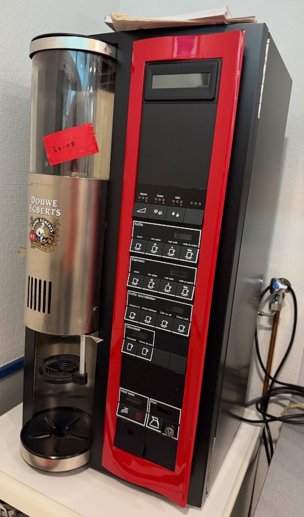 Koffiezetautomaat Wittenborg FB5100 Douwe Egberts, Ophalen, Gemalen koffie, Gebruikt, 10 kopjes of meer