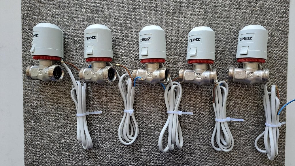Herz regelventielen met servomotor, 230Vac, 5 stuks., 30 tot 80 cm, Gebruikt, Overige typen, Ophalen of Verzenden