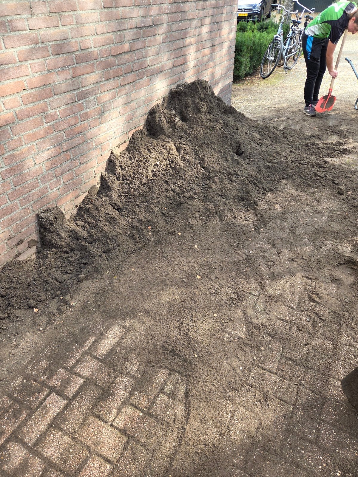 Zwart zand, circa 1 kuub - Gratis af te halen, Tuin en Terras, Ophalen, Nieuw, Ophoogzand