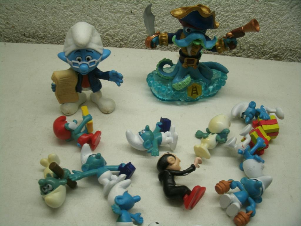 20c 10 smurfen, Ophalen of Verzenden, Zo goed als nieuw, Verschillende Smurfen