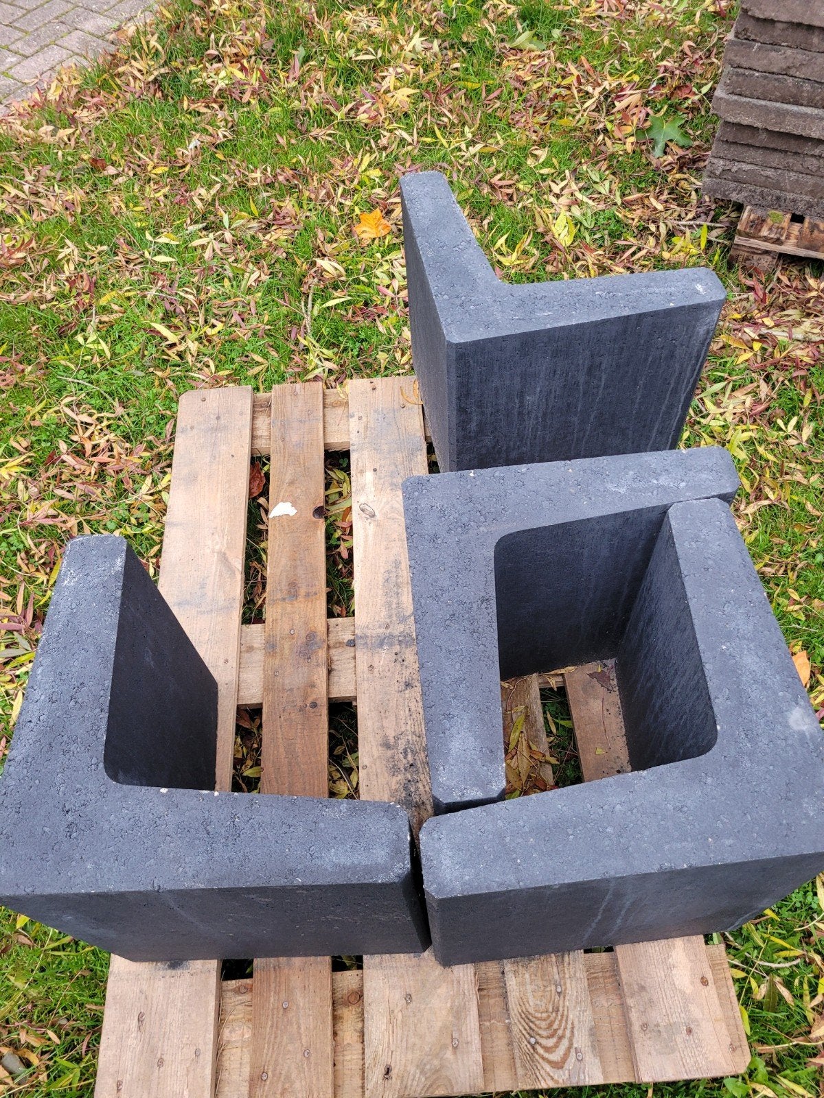 4 stuks nieuwe L-elementen 40x40 cm, Ophalen, Nieuw, Beton, Overige typen