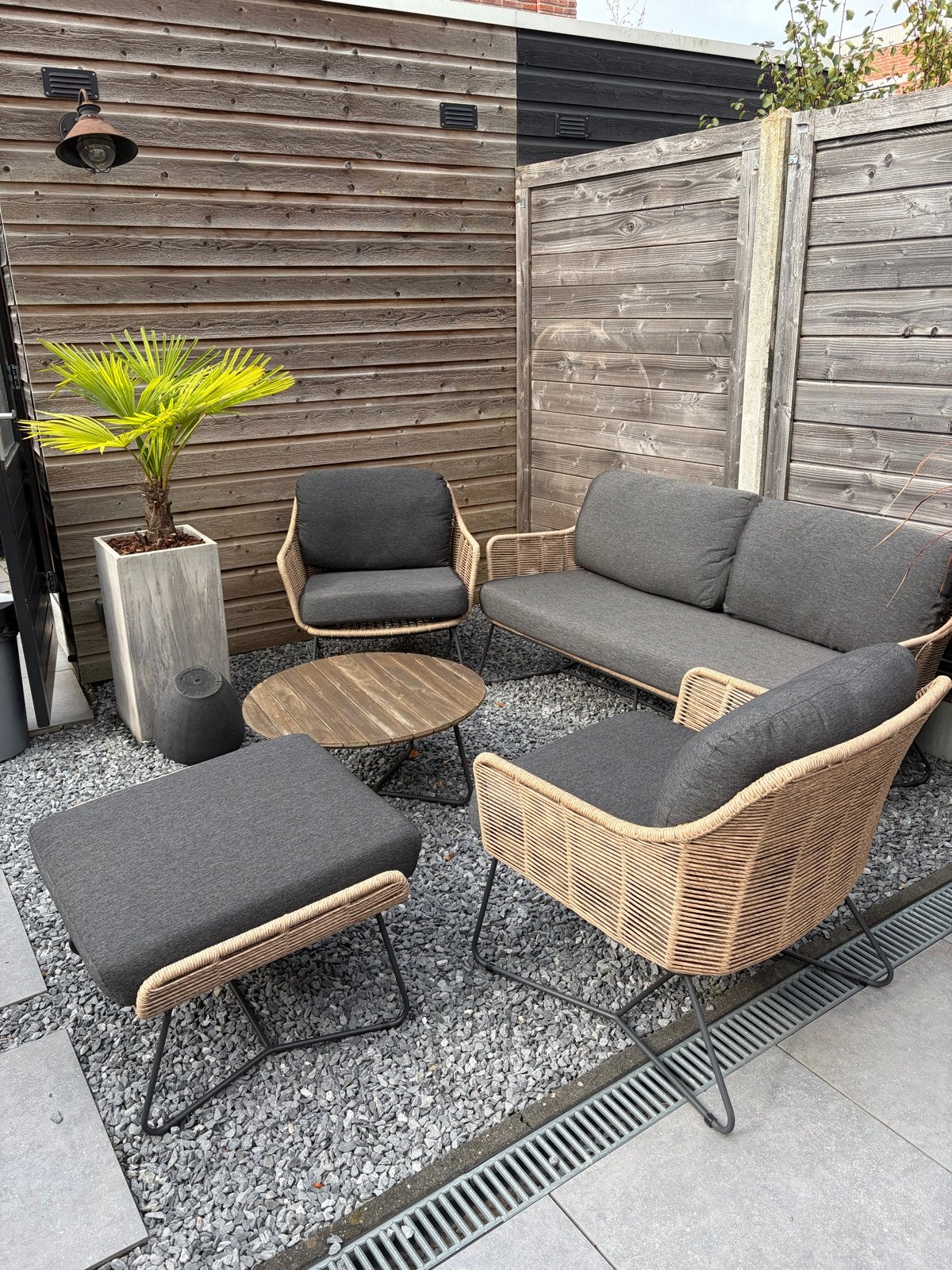 4 Seasons Loungeset: 2 fauteuils, bank, hocker, salontafel, Tuin en Terras, Ophalen, 5 zitplaatsen, Zo goed als nieuw, Loungeset