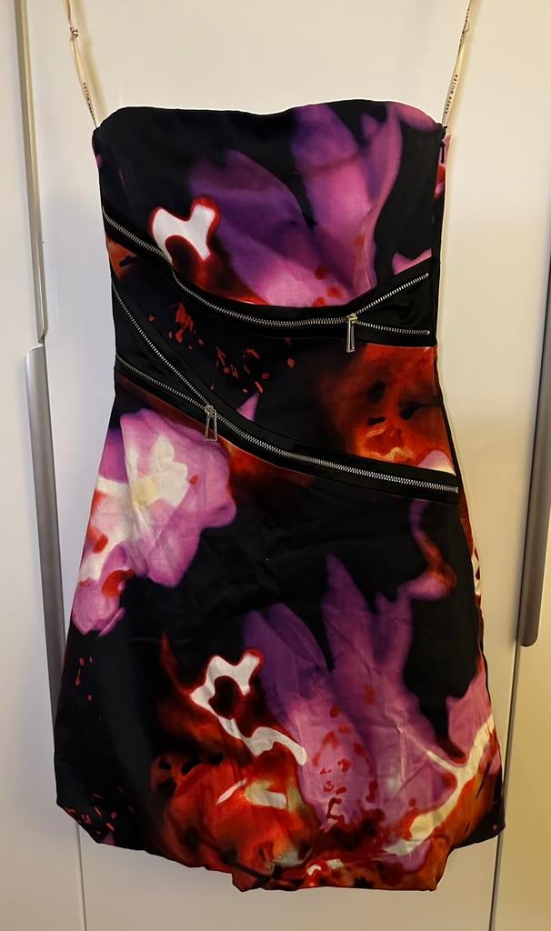 Karen Millen jurkje KM, Ophalen of Verzenden, Zo goed als nieuw, Zwart, Boven de knie