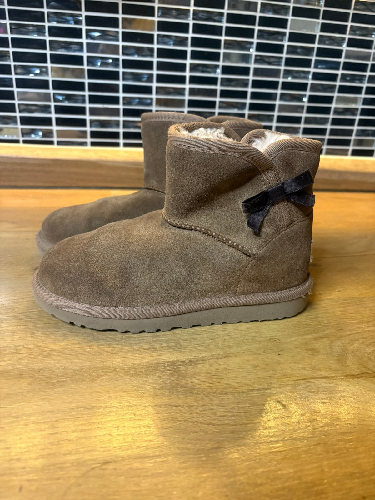 Originele uggs maat 31, Ophalen of Verzenden, Zo goed als nieuw, Jongetje of Meisje, Schoentjes